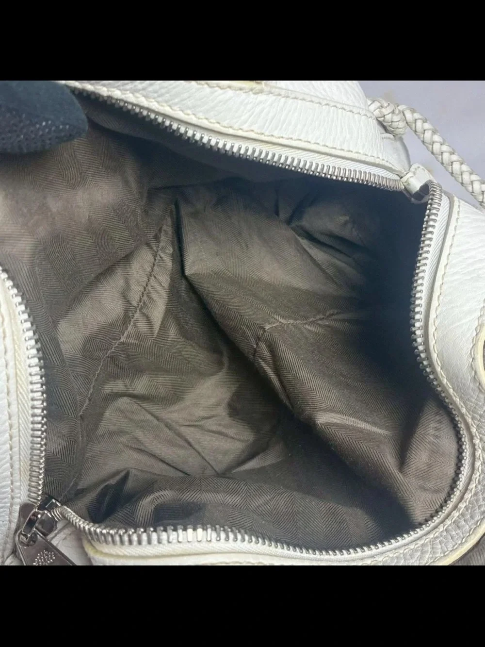 Mulberry White Pebbled Leather Shoulder Bag with Turn-Lock